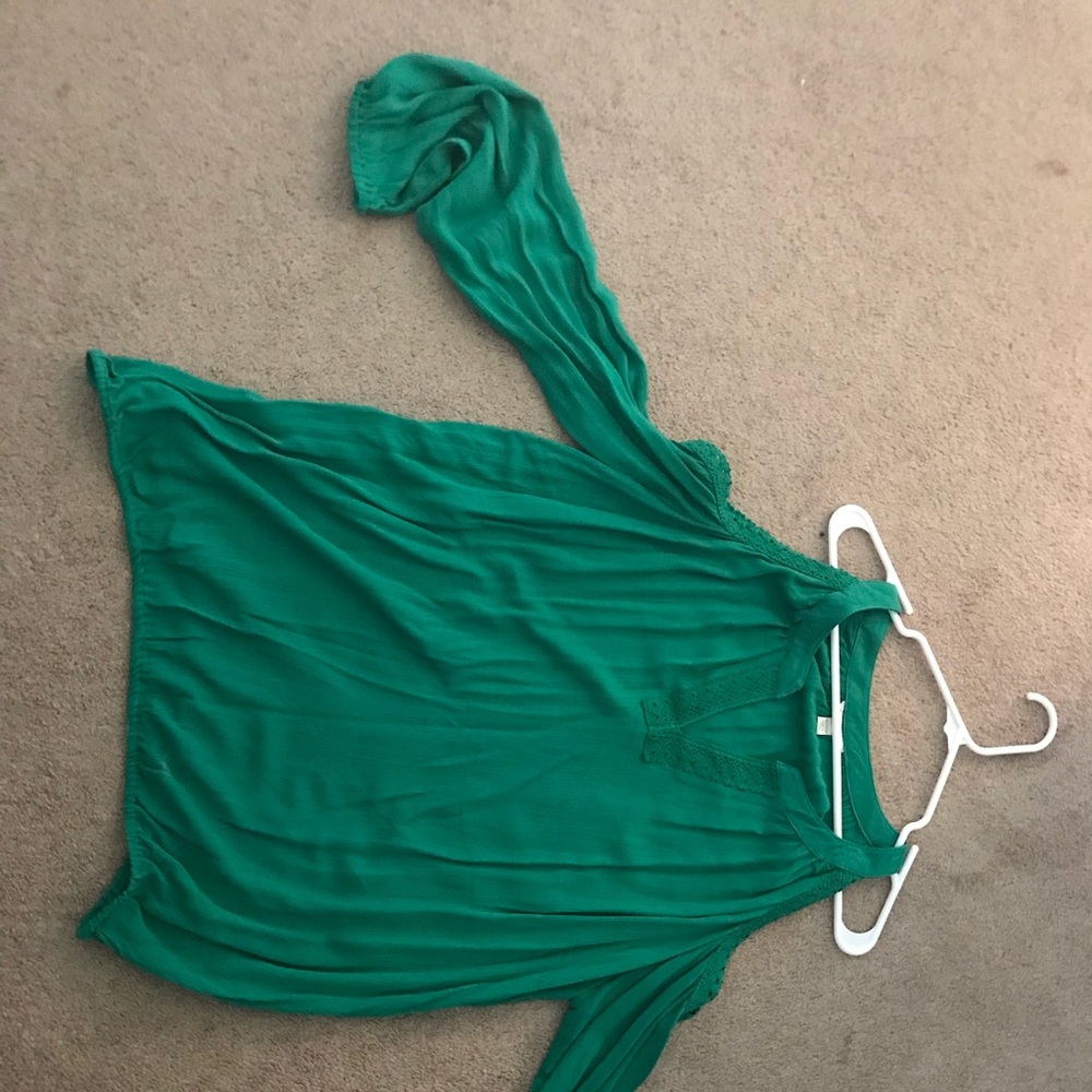 New without tags cold shoulder top